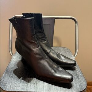 Nordstrom Elegant Black Leather Heeled Boots Size 6.5